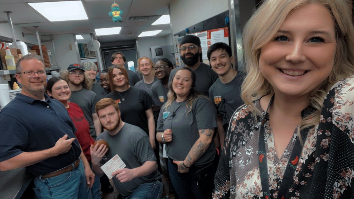 Lindsay Michelle π» (@lindsayvx3) on Twitter photo Itβs ATL time in Lewisville! We recognized Jed and Tre for being at the top of the marg contest and Anjola for MCR. Great job, yall! We #chilislove you! β€οΈπΆοΈ <a href="/JBarraza6/">Julie Barraza</a> <a href="/wherry_lisa/">Lisa Wherry</a> <a href="/dougcomings/">doug comings</a> <a href="/kdhochman/">Kevin Hochman</a> <a href="/Chilis/">Chili's Grill & Bar</a> <a href="/ChilisJobs/">Chili's Jobs</a> <a href="/Jeremiahyo4/">Jeremiah_yo</a> Itβs ATL time in Lewisville! We recognized Jed and Tre for being at the top of the marg contest and Anjola for MCR. Great job, yall! We #chilislove you! β€οΈπΆοΈ <a href="/JBarraza6/">Julie Barraza</a> <a href="/wherry_lisa/">Lisa Wherry</a> <a href="/dougcomings/">doug comings</a> <a href="/kdhochman/">Kevin Hochman</a> <a href="/Chilis/">Chili's Grill & Bar</a> <a href="/ChilisJobs/">Chili's Jobs</a> <a href="/Jeremiahyo4/">Jeremiah_yo</a>