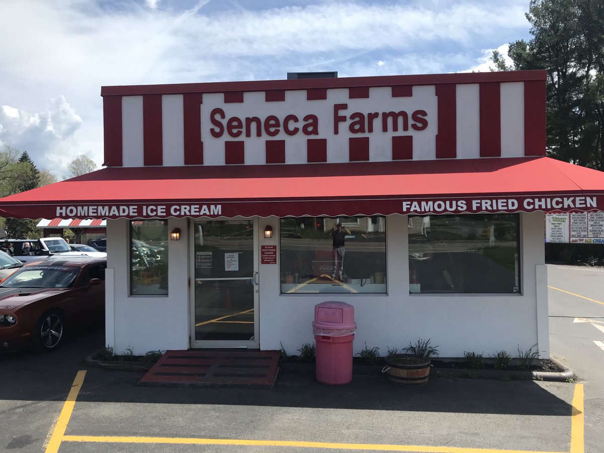 DrJFriedberg's tweet photo. When it is 80 degrees in April, that mandates an early visit! #FLX #QKA https://t.co/w62ttUncRL