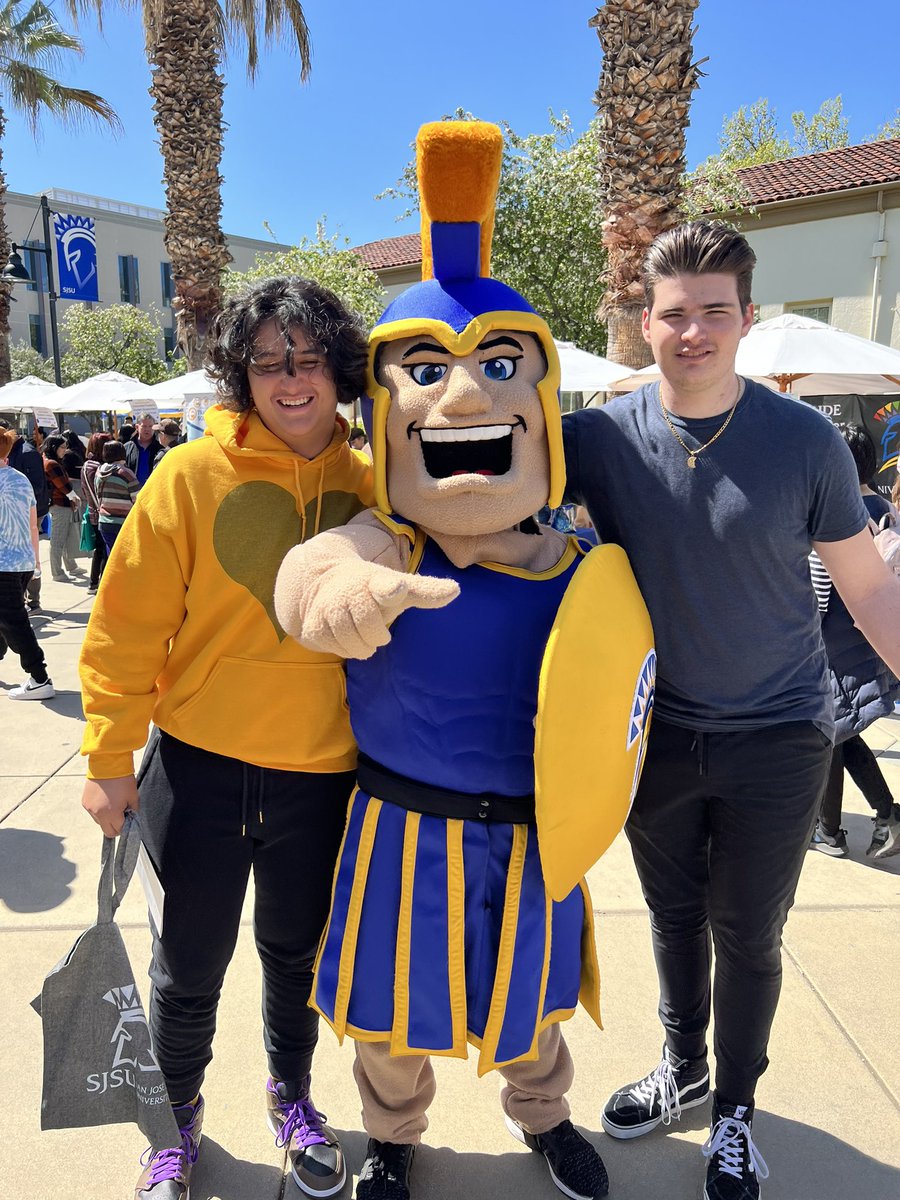 gray_therapy's tweet photo. My son (on the right) committed to San Jose State so now I have two Spartans! #spartanup #sjsubound https://t.co/v6S0FmAqfM
