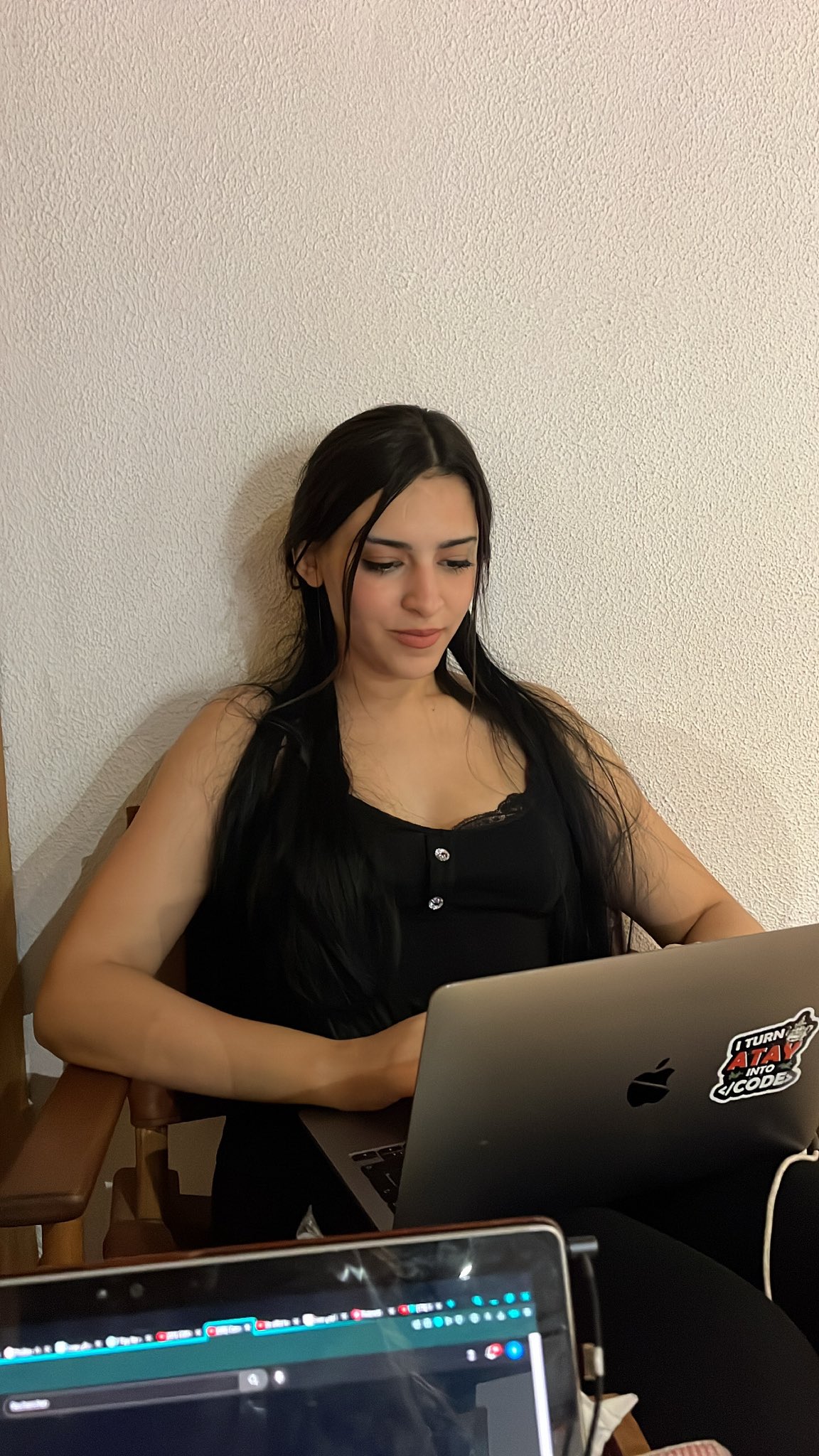 Asteria 🥑 🇲🇦 on Twitter: "I code in the weekends too https://t.co