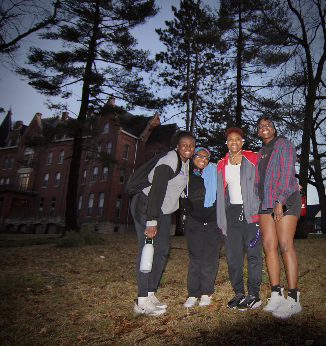 CornellCollege's tweet image. The Block Break has brought with it lovely evenings and a chance to unwind with friends. Enjoy your Block Break, Cornellians!
#BlockBreak #CornellCollege #BlockPlan