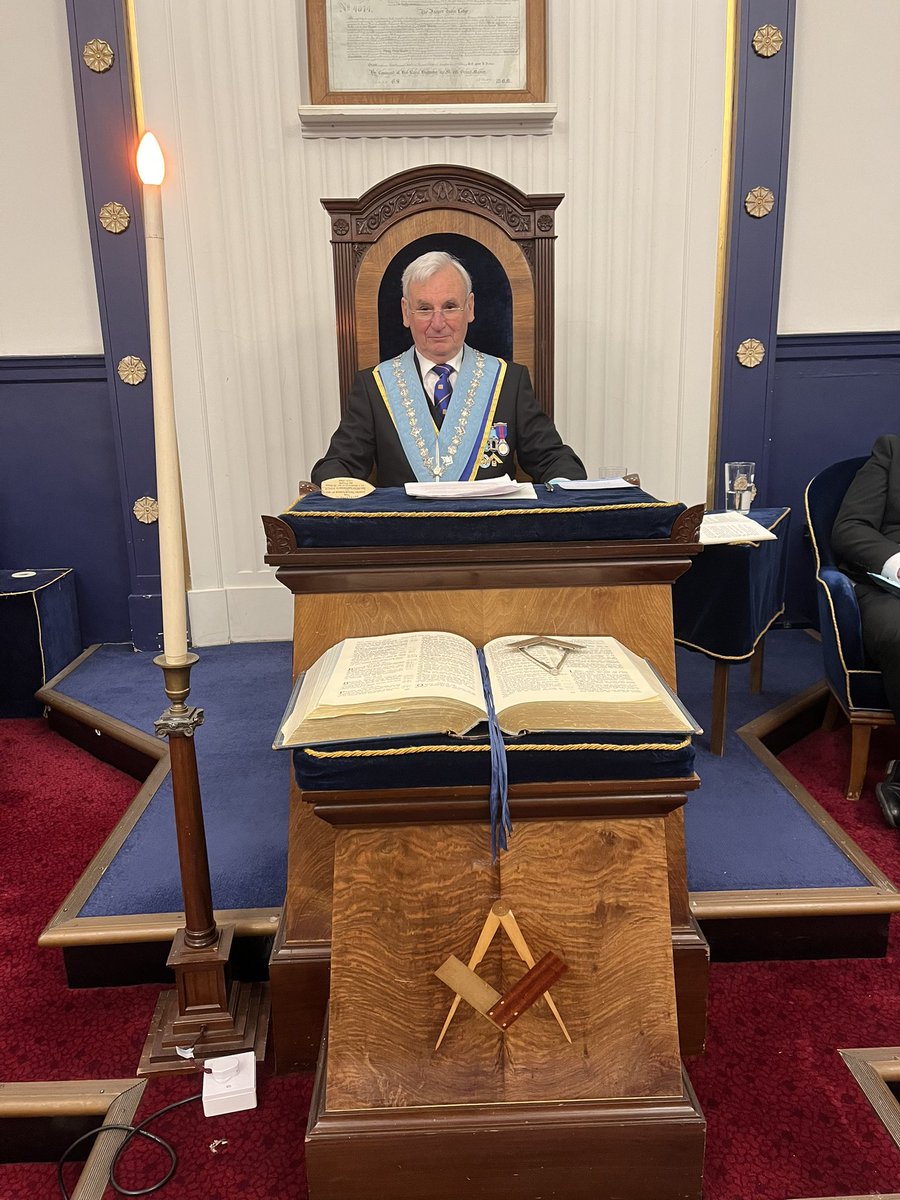 JT4074's tweet photo. WBro Alan Freebury WM in the chair, at tonight’s JT4074 Past Masters Night, 40 years since he was last in the WM chair in 1983 and what a great job he did 👏🏻👏🏻👏🏻👏🏻 https://t.co/eppPXJBXVQ