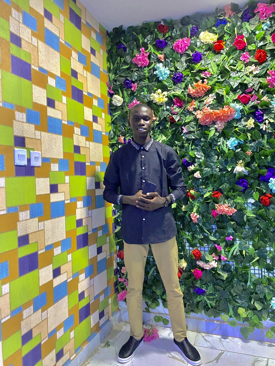 real_emmysax's tweet photo. An opportunity to have important conversations is one which I never decline from. Thanks to USG Alumni and KL- YAAN for organising this Iftar project.
#usgalumni
#iftarproject
#usinnigeria
#USG https://t.co/gYsHnJXXbw