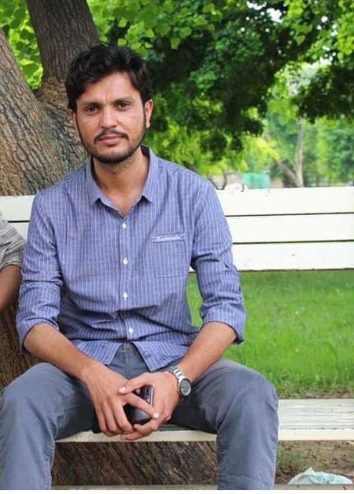 UbaidbashirS's tweet photo. Either the state is unable to protect doctors or state is deliberately involved in the abduction of doctors, if strict action was not taken by GOB for the safe recovery of doctors then they have to face a massive resistance.
#ReleaseDrNabidadBugti
#ReleaseDrFayyazLashari https://t.co/dVgyYweGOo
