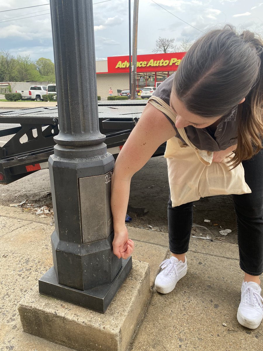 zoelinder's tweet photo. @TheGregEsser heather’s forearm #newjorts https://t.co/iaOljHPADh
