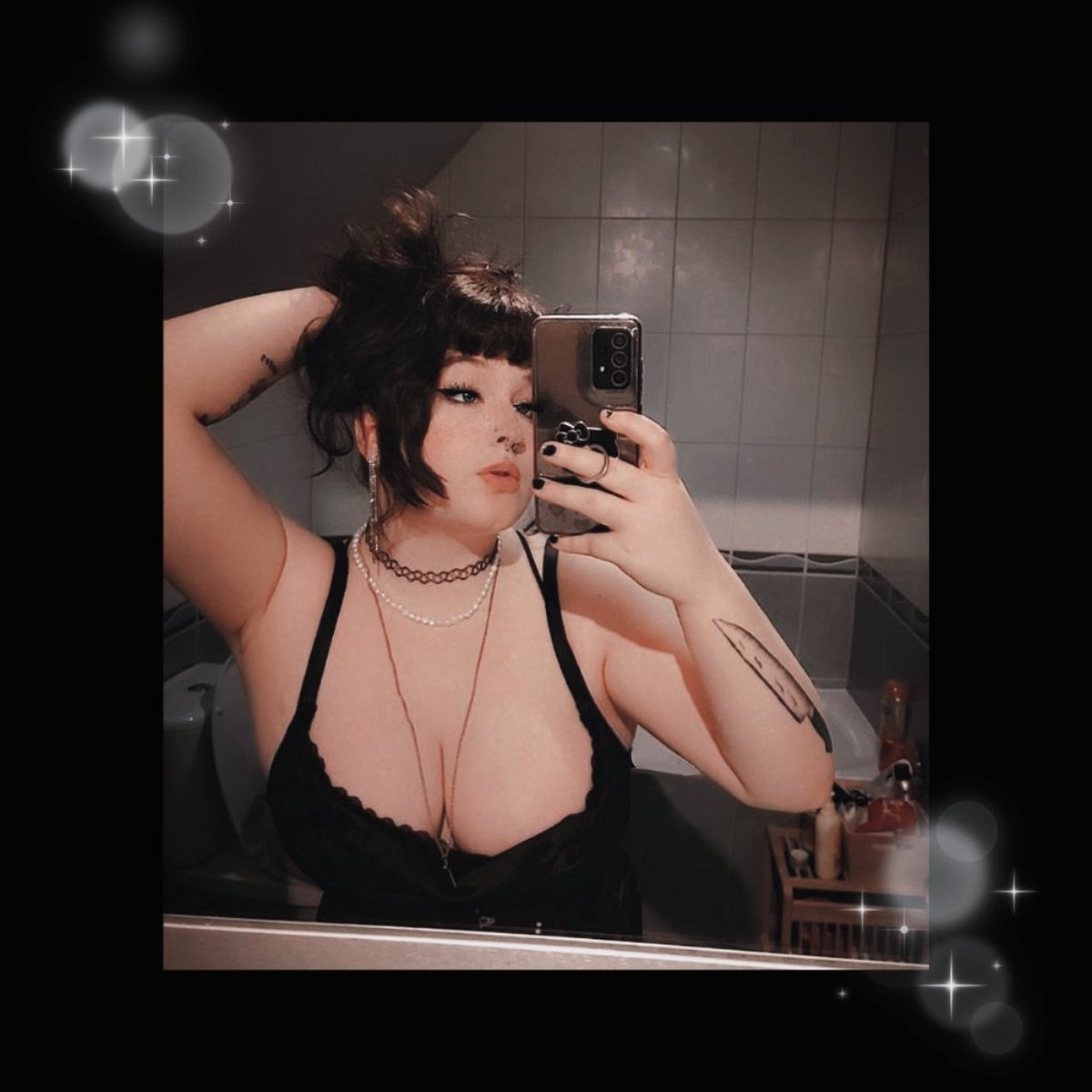kiera tweet media