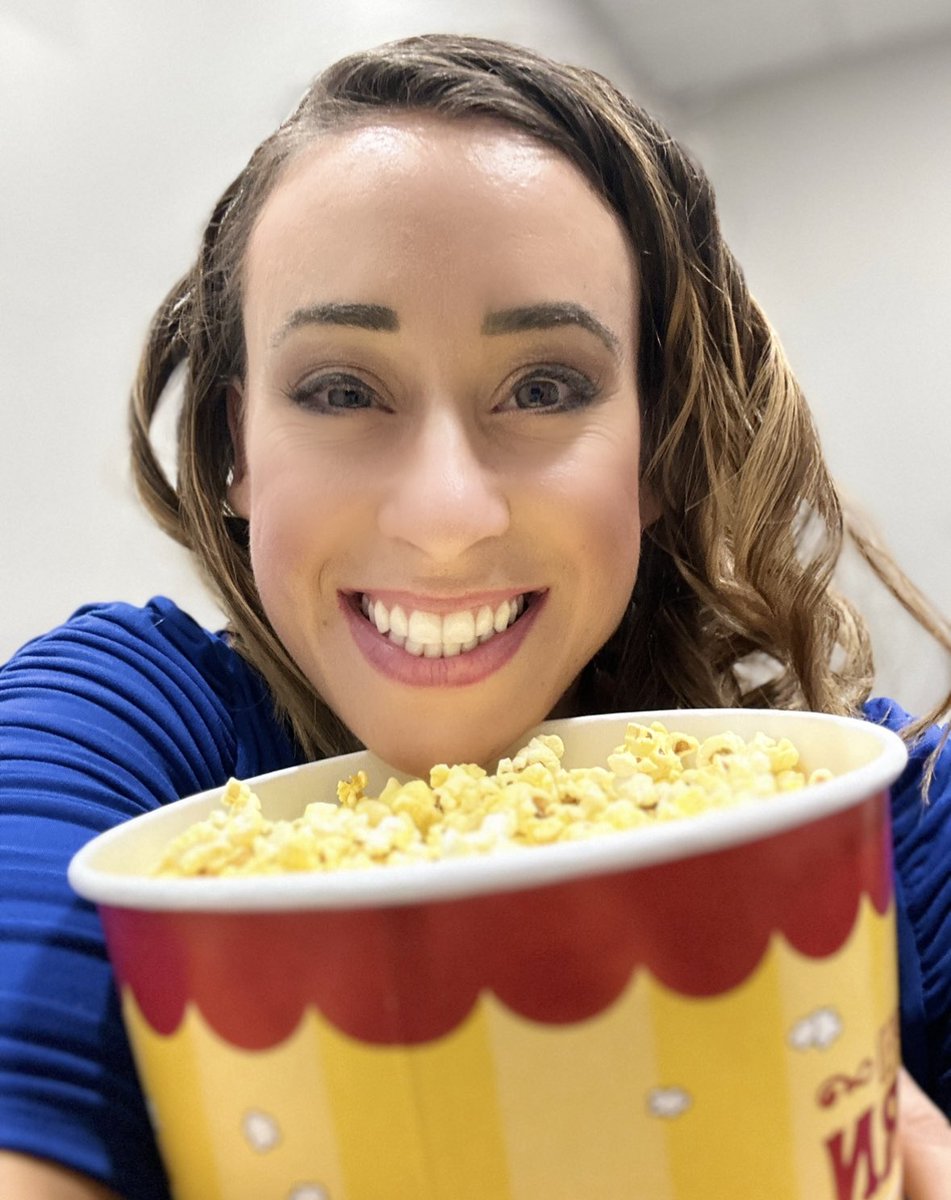 GET YOUR SNACKS READY!!!! 🍿 

Who’s watching #NJPW <a href="/NJPWofAmerica/">NJPW of America</a> <a href="/njpwglobal/">NJPW Global</a> #NJCapital?!? 🇺🇸 🇺🇸 

We’re LIVE! Get ready for an exciting night!