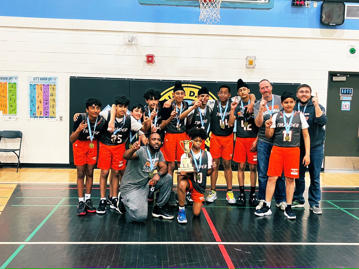 Allison Field (@msafield) on Twitter photo 👏🏾 Way 👏🏾 to 👏🏾 go 👏🏾 PLS Jr. Boys earning FIRST PLACE at the W D Pratt Mavericks Madness tournament!! 🏀 🏆 🥇 <a href="/PLougheedCBE/">PeterLougheed School</a> 👏🏾 Way 👏🏾 to 👏🏾 go 👏🏾 PLS Jr. Boys earning FIRST PLACE at the W D Pratt Mavericks Madness tournament!! 🏀 🏆 🥇 <a href="/PLougheedCBE/">PeterLougheed School</a>