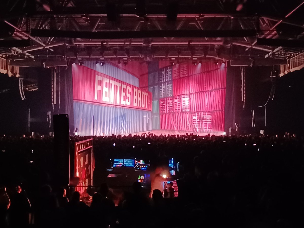 War ein geiler Abend, <a href="/fettesbrot/">Fettes Brot</a>! Danke!!