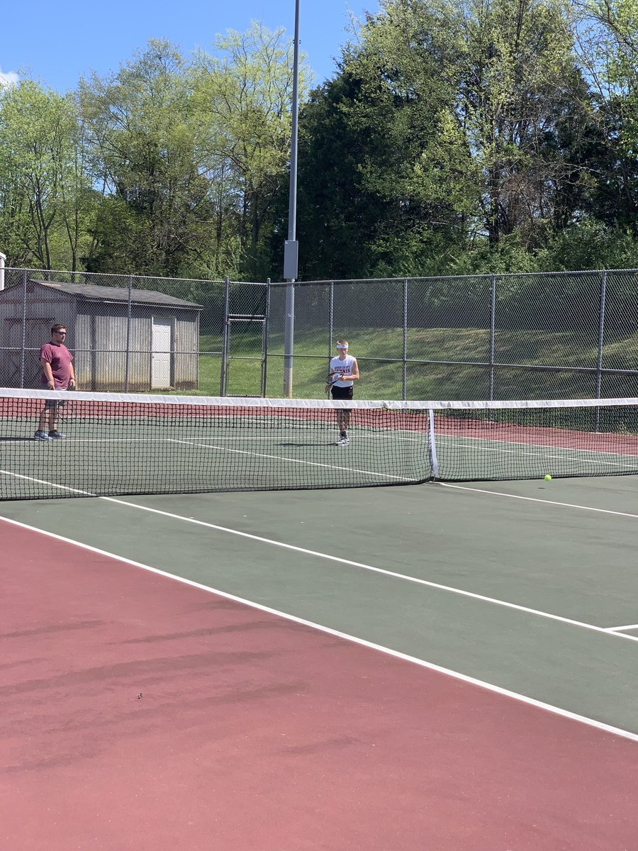 RickardTrina's tweet photo. It was a great day for tennis! Barren  County tennis teams hosted Logan this morning and played Russellville this afternoon.  Girls won both matches and the boys were 1 and 1 for the day! Go Trojans!! https://t.co/BvnxUXqwIv