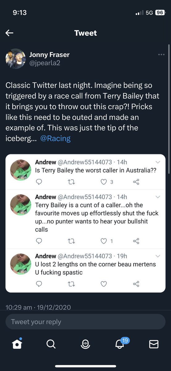MackinnonLuke's tweet photo. @jpearla2 @melbournefc Imagine being so triggered by a poor game that it brings you to throw out this crap?! https://t.co/TgQuk89ANT
