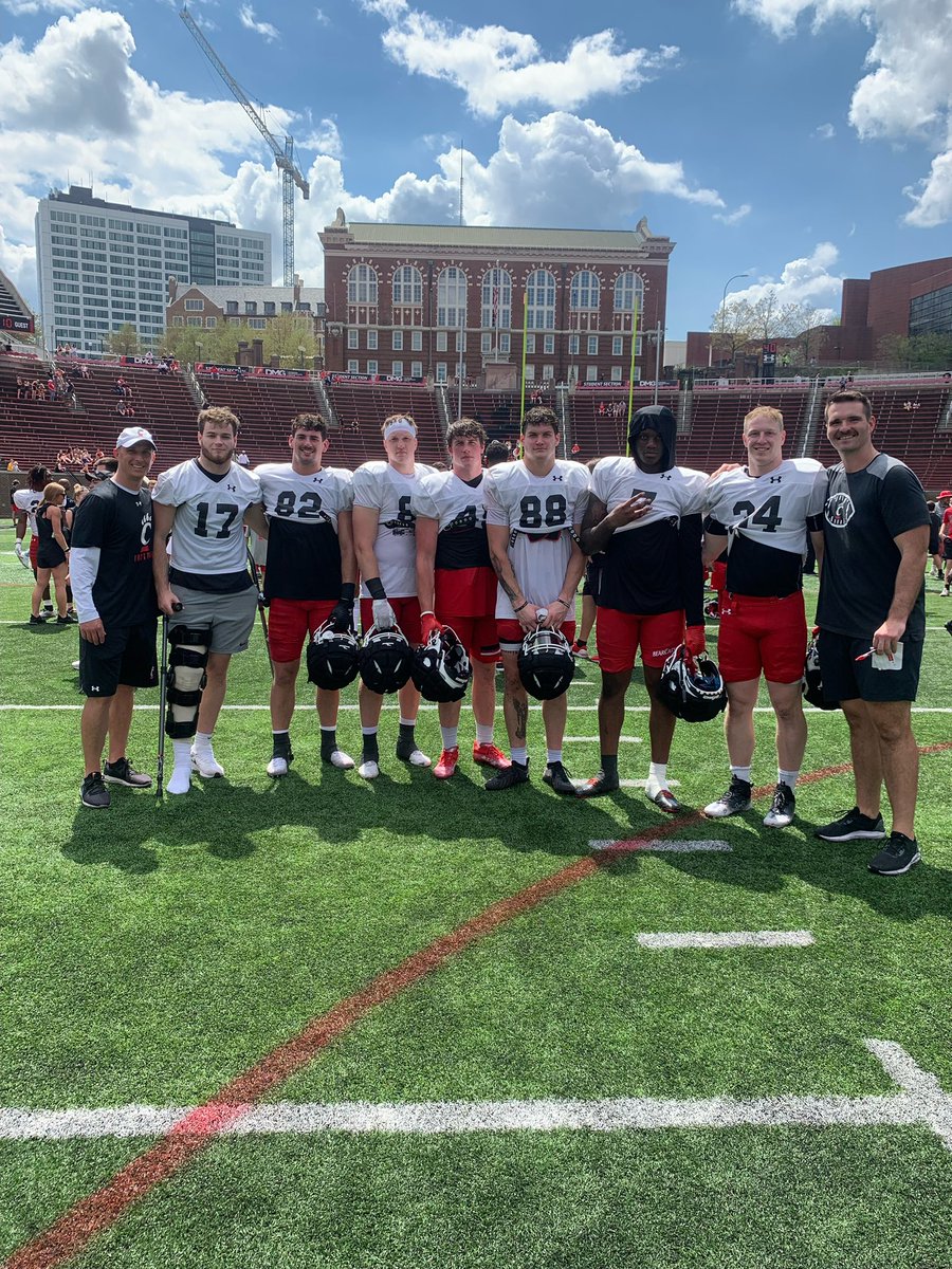 coach_stepp's tweet photo. Absolutely love coaching this group! So proud of their hard work, effort &amp; dedication all spring! Blessed to be their coach! Excited to see their growth this summer! #FAMILY #TEU https://t.co/BHvt2m0hV8