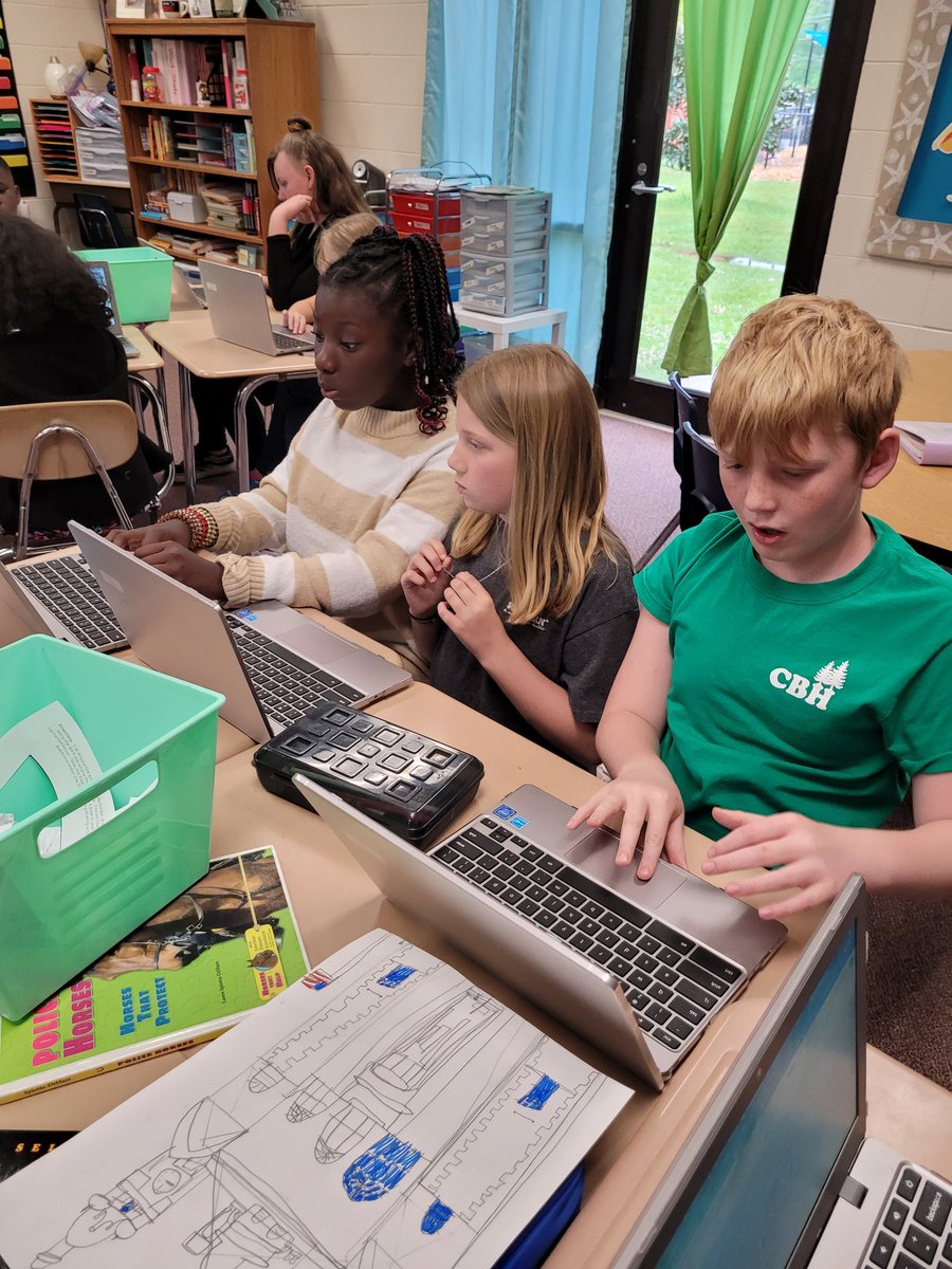 HUB_tigers's tweet photo. Fourth Graders with @ArpsCrew using Webquest to study about the Civil War. @Hubbard_Elem @monroe_schools #fourthgrade #webquest #technology #STEM https://t.co/7RPI1qiMxV