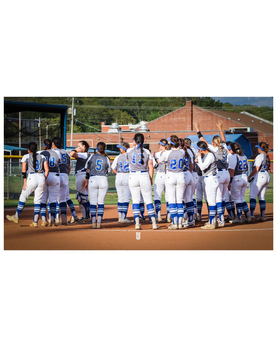 ChrisBischoff_'s tweet photo. SWEEP 🧹🥎  @EOSC_Softball https://t.co/RGEticghnD