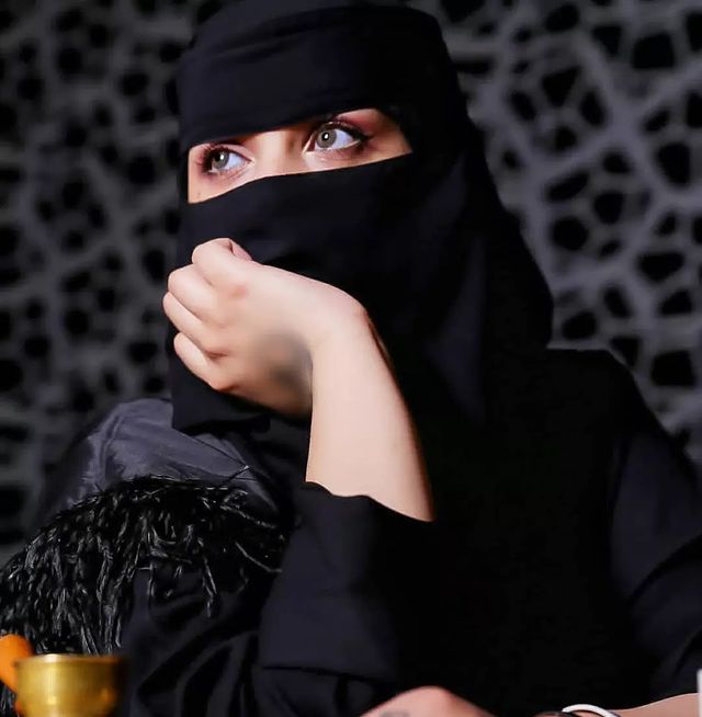almybww's tweet photo. هل تقبل ان اكون صديقة لك. ؟
من دون مجامله وبكل صدق؟!... https://t.co/pqHgEw2KFD
