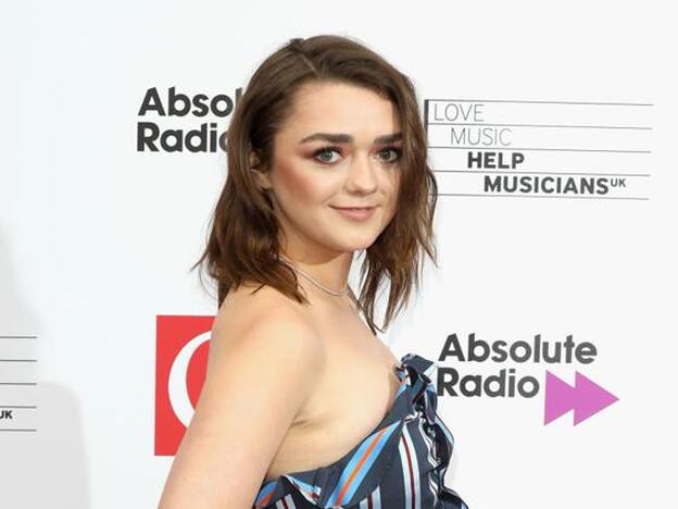 AlienPredatorU1's tweet photo. Ha cumplido 26 años la actriz Maisie Williams, que interpretó a la valiente y heroica Nora Harris en #AlienDeadDawn, #InDarknessWeFall y #KendraPriceTheOwl
¡Muchas felicidades! 🎉🎉🎉🎊🎊🎊 https://t.co/dvMHoODW82