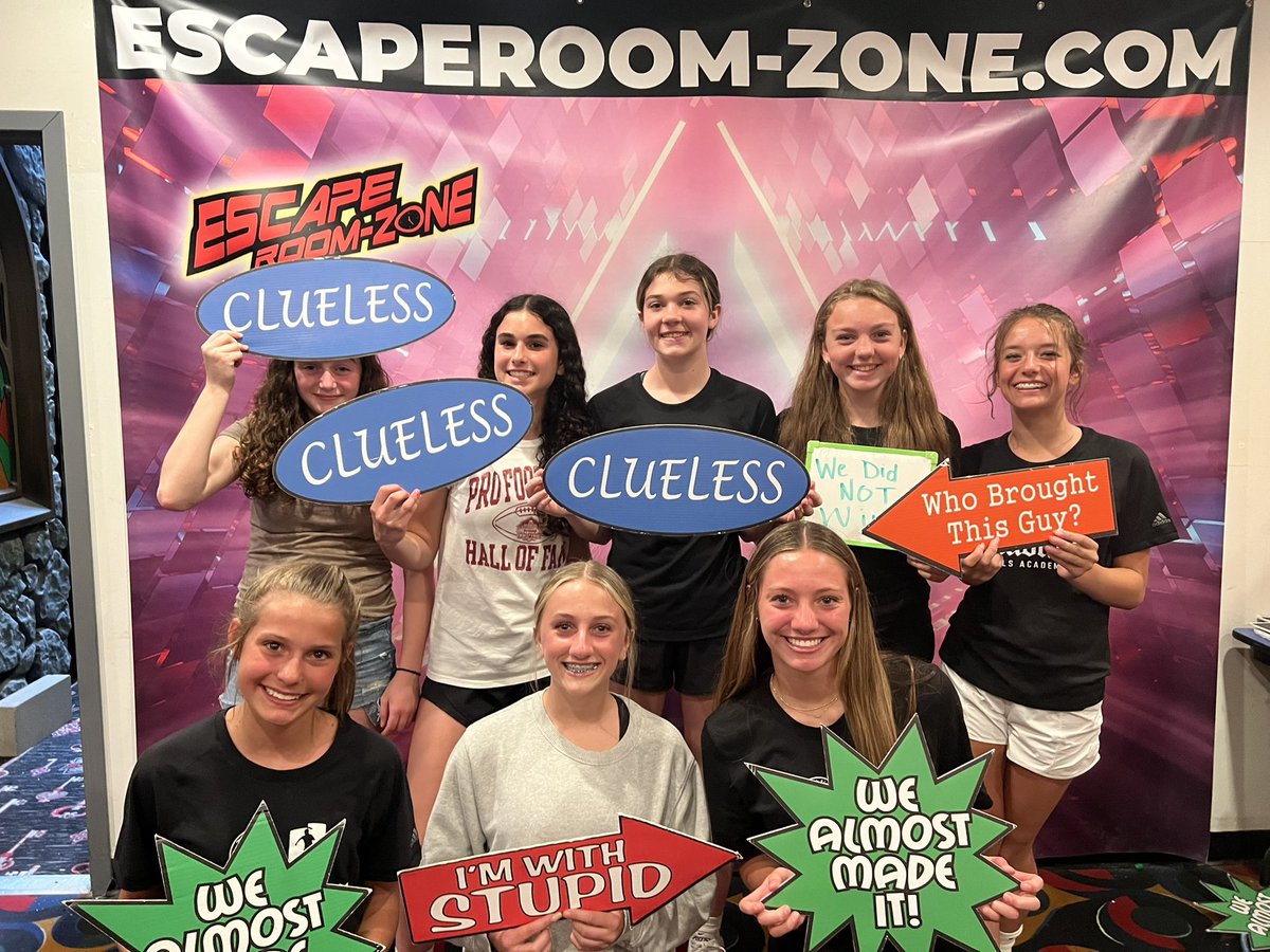 Beadling2009GA's tweet image. Beautiful, sunny day for a @GAcademyLeague friendly in Michigan playing the @09NationalsBlue @NationalsGA Thank you so much for having us - we learned so much from you today. We appreciate the opportunity-you make us better! 
#weoverme #oneteamonemissiononegoal @BeadlingSoccer