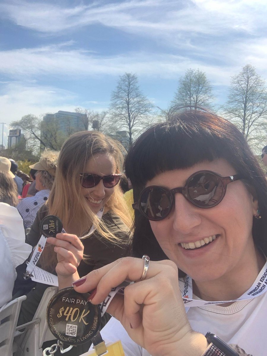 Solidarity spotted on a BOAT! 
Supporting Ed Grad Workers to stay aFLOAT!

#AERA23 Will you be next to support your colleagues? 

Fight for Fair Pay! Like, share and we will see 
Who is for educational EQUITY! 

#AERA2023 #peabodyfairpay⚫️