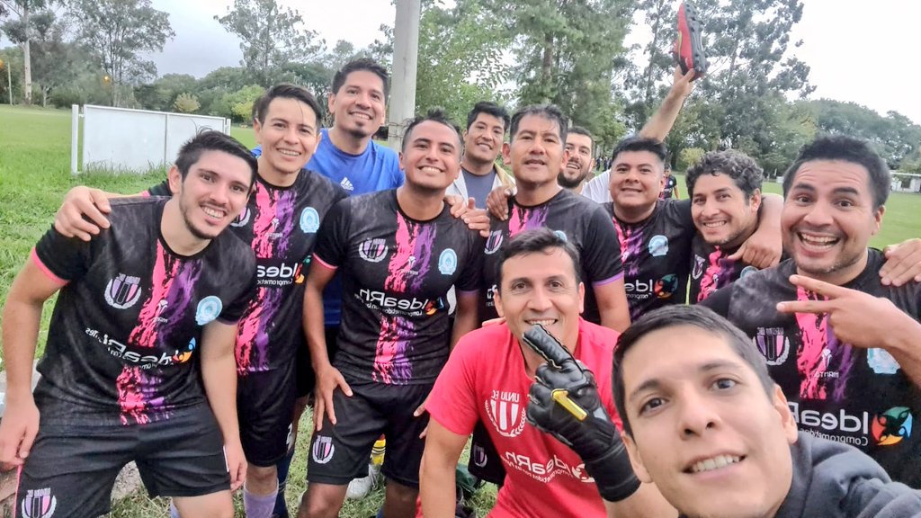Tremendo triunfo y vuelta al orden en UNJu FC. 4 a 1 vs Médicos B Jrs. Volvemos a pelear por la permanencia en la B. Paso a paso! Los goleadores: <a href="/rojasjose22/">jose rojas</a>, Branquito, Facu y <a href="/faridastorga/">Farid Diego Astorga</a> ⚽⚽⚽⚽ #HayEquipo