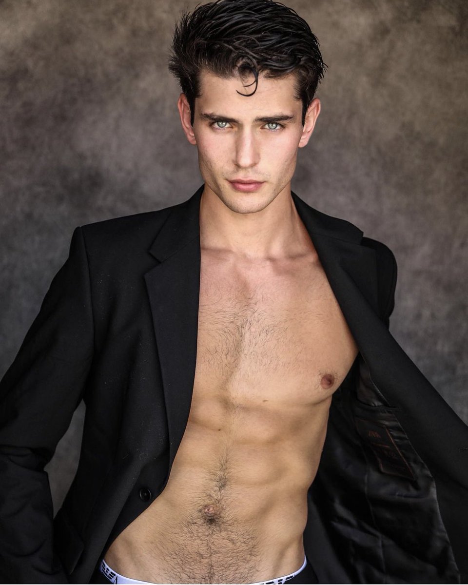 That’s how I look when I wake up lol (just kidding)