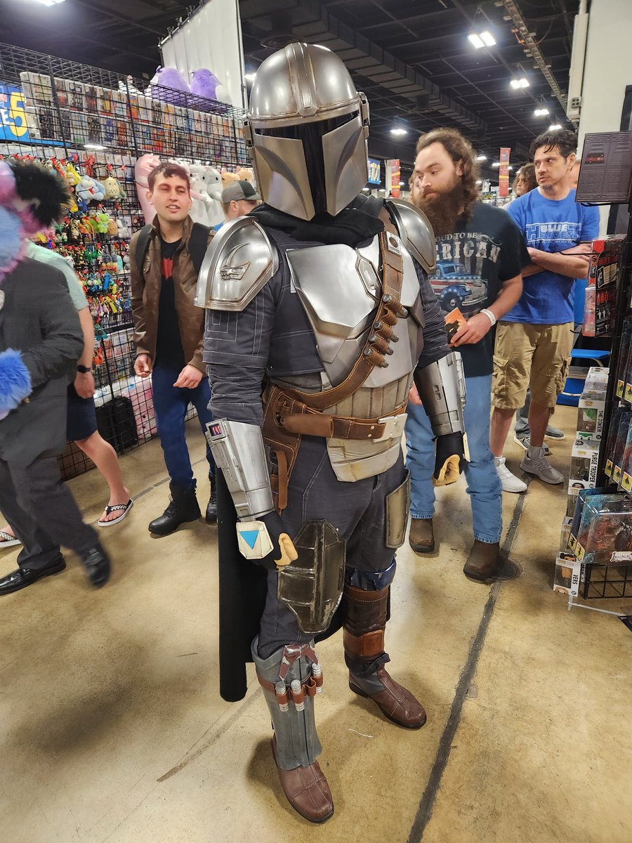 JudeKnight14's tweet photo. #SCComicon Was great! Here are some of the great cosplays I got to witness. https://t.co/1CeOFcCUgF