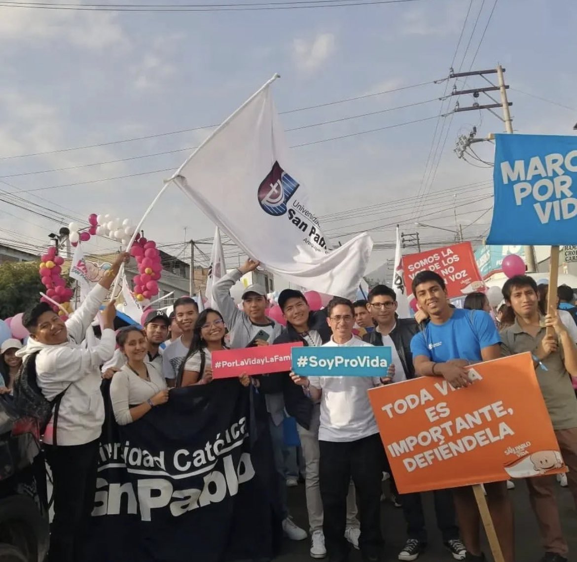 La Universidad Católica San Pablo <a href="/UCSP/">Universidad Católica San Pablo</a> presente como cada año, celebrando y defendiendo la vida y la familia!!!

Gracias familia sanpablina!!! 💙💙💙🥳

#ArequipaEsProvida
#SomosCorso2023 
#PeruEsProvida
#LaMayoríaCeleste