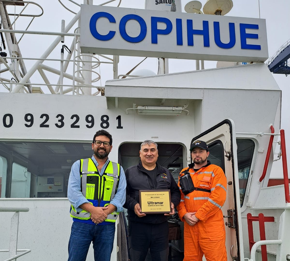PortalPortuario's tweet photo. MN Copihue completa 600 mil millas náuticas recorridas en 200 viajes entre San Antonio y Punta Arenas - https://t.co/x3z8OXNQHi #Marítimo #Portuario #MNCopihue #Transmares https://t.co/KqUfGol1mQ