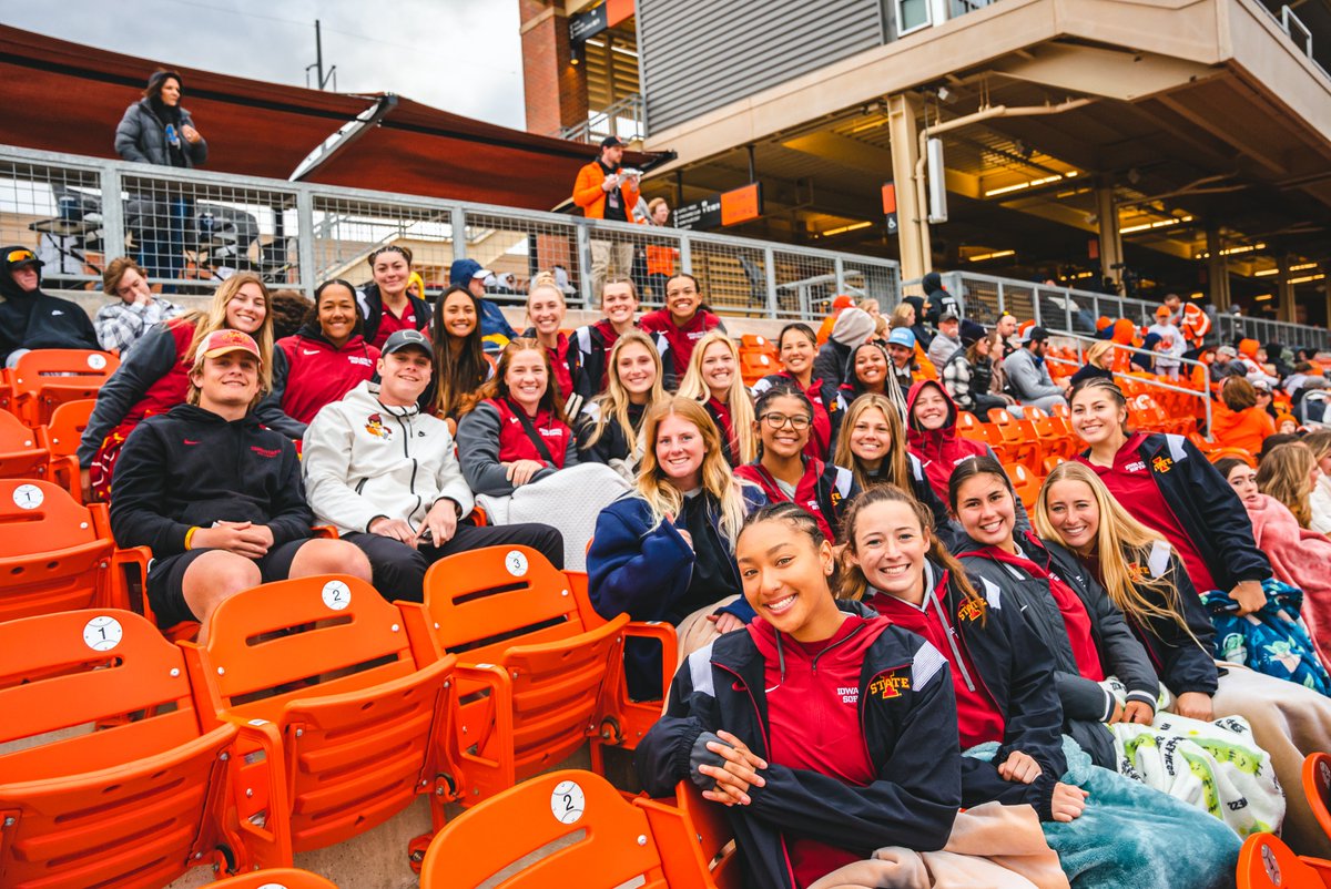 West Virginia baseball 🤝 Iowa State softball

Thanks for the support <a href="/CycloneSB/">Iowa State Softball</a>!

#HailWV