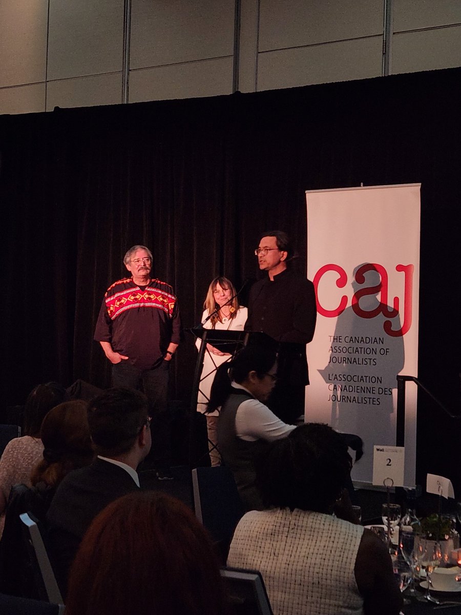 caj's tweet photo. And that’s all from Vancouver and this year’s CAJ Awards 🙌

Thanks to our incredible host @cbcerica, the winners, our award judges and the 100s of journalists who entered this year.
(And you for staying up late with us! Good night!) https://t.co/1fYA12pMLi