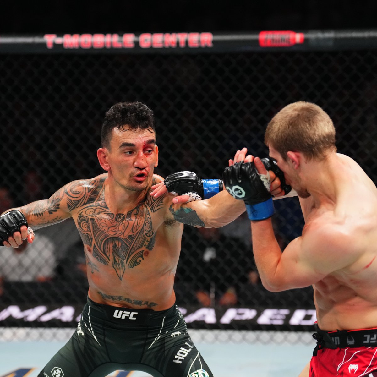 ufc's tweet photo. Blessed is back on top!

Who next for @BlessedMMA after the #UFCKansasCity performance? 🤔 https://t.co/2nO277qQEV