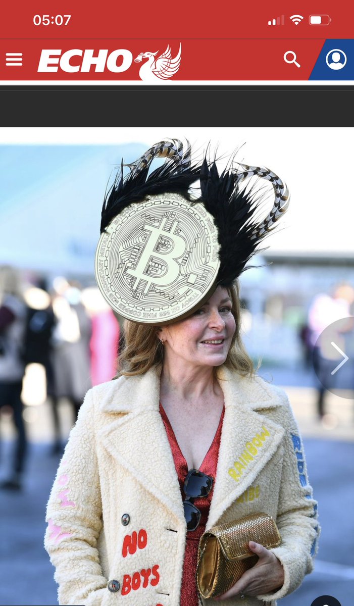 #GrandNational2023 #Bitcoin2023 
@TheJockeyClub love my hat - thanks @TheLiverpoolEC for the great pic 
@beeple do I make it as a beeple #nft ? #HorseRacing @Citywealth #Hats #fashion made at @vvrouleaux in Marylebone @BBCSport @AintreeRaces coat by Mira mikati #Bitcoin #Crypto…