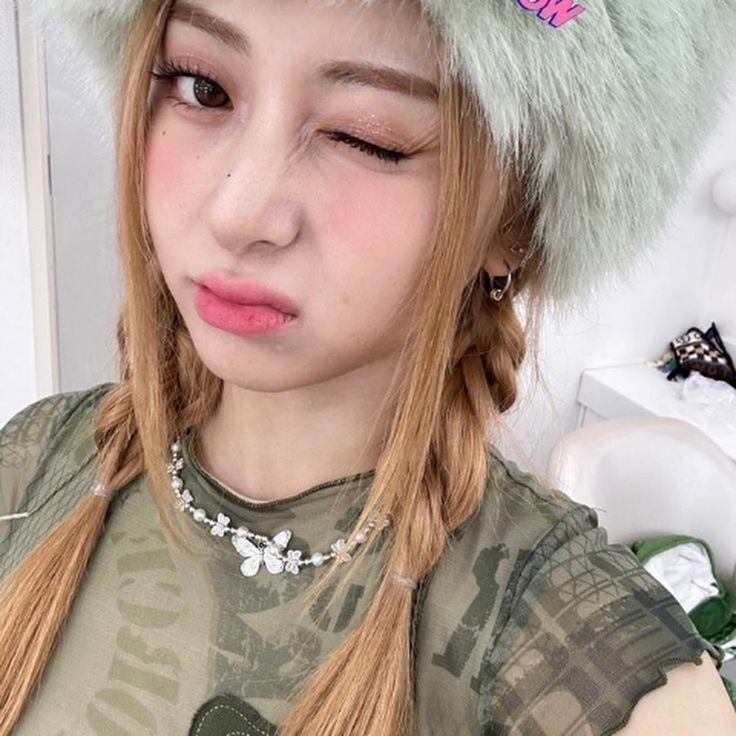 staylovingstays's tweet photo. ☆day 4 of looking for interactive moots!☆
#stantwt #promotwt #kpoptwt

☆im B, she/her, stay,p1ece,moa,engene,exol,nswer,fearnot,neverland,
tokki,once,aroha,villan,
ly0n☆ 

-any fandom is fine!
  pls ♡ and rt!!! https://t.co/OnKc4liMUP