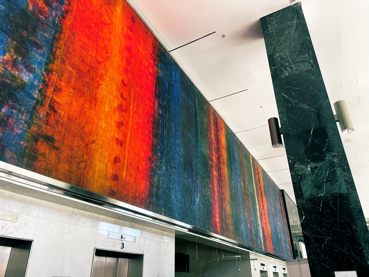 graceongyan's tweet photo. An insightful #SAH2023 tour by Nicola Pezolet of corporate modernist Hydro-Quebec headquarters in Montreal featuring a kinetic light mural electrifying the interior lobby @Concordia @SAH1365 #typography #signage https://t.co/vdDMRFyVCt
