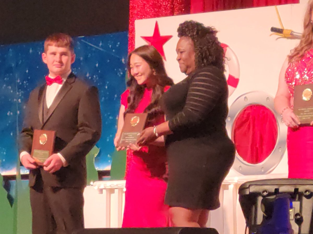 Whitney Ketchledge, Ph.D. tweet media