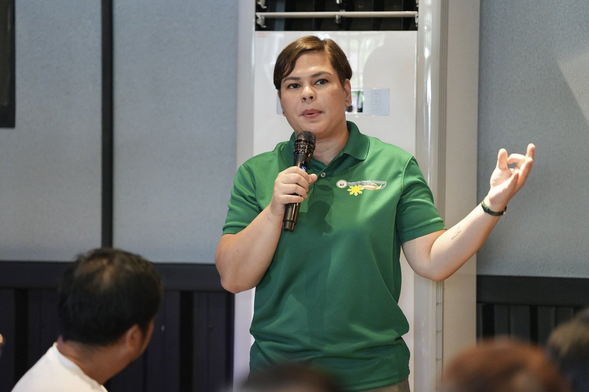 indaysara's tweet photo. Sa pagbisita natin dito sa Roxas City, Capiz, nakipagkita din tayo sa iba’t ibang grupo na nakasama natin noong eleksyon. https://t.co/jxjrP93lx9