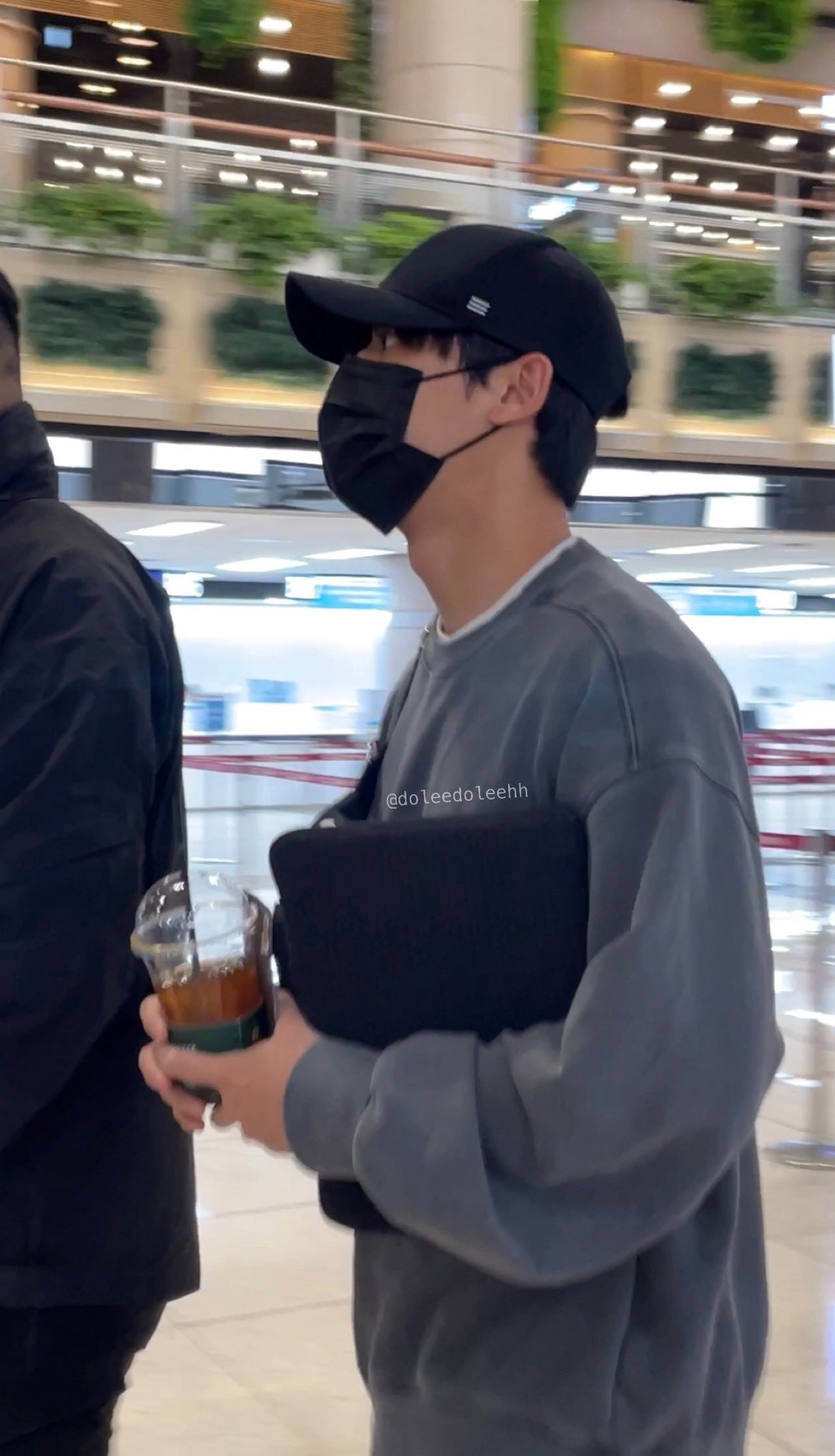 Ftz90dgaYAAbD0S?format=jpg&name=4096x409