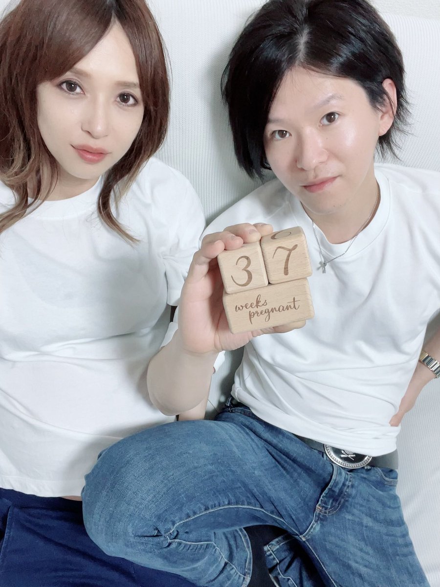whitefalconyuk's tweet photo. 🤰2023.04.02 (日)🤰

自宅でマタニティフォト②🤰📷

良い記念になりました☺️💫

元気な赤ちゃんが産まれますように👶

#マタニティフォト
#WelcomeBaby
#男の子
#元気な赤ちゃんが産まれますように
#静岡
#掛川 https://t.co/TLXBIQmFqg