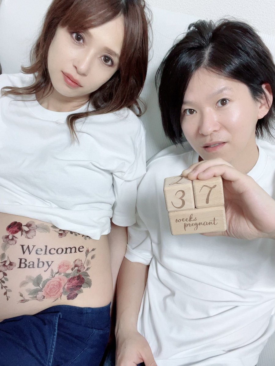 whitefalconyuk's tweet photo. 🤰2023.04.02 (日)🤰

自宅でマタニティフォト②🤰📷

良い記念になりました☺️💫

元気な赤ちゃんが産まれますように👶

#マタニティフォト
#WelcomeBaby
#男の子
#元気な赤ちゃんが産まれますように
#静岡
#掛川 https://t.co/TLXBIQmFqg