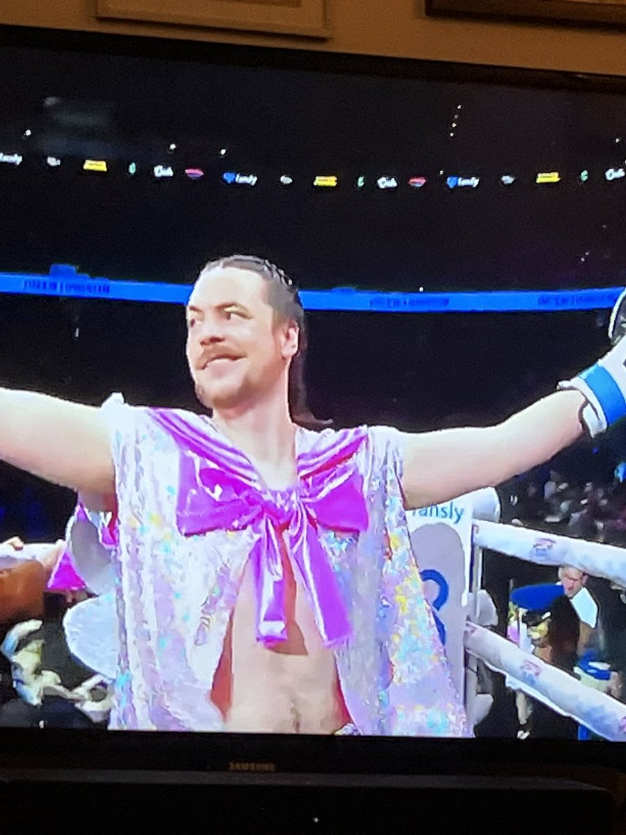 kendrawcandraw's tweet image. The @babsdraws drip #CreatorClash2