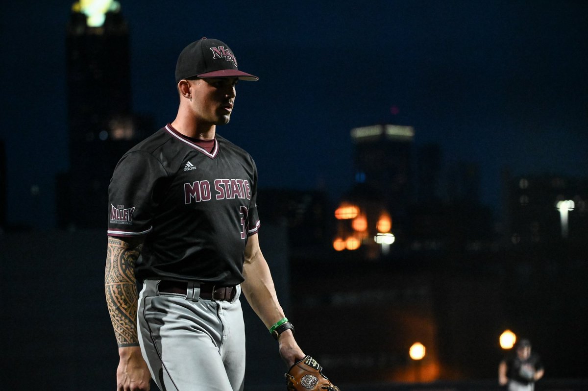 Dominant out of the pen <a href="/barnes_forrest/">Forrest Barnes</a> 👏

Allowed lead off hit, then retired 9 in a row. 

3 IP | 1 H | 5 K