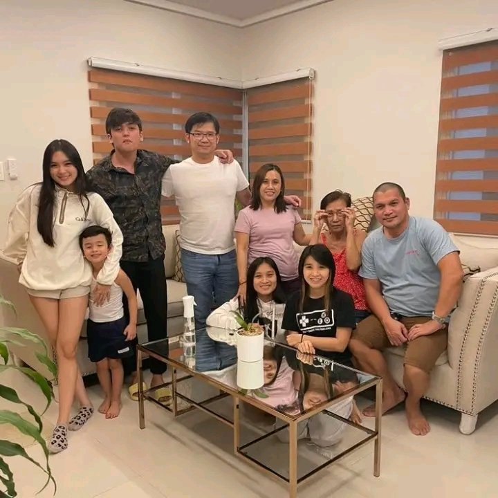 hirayatdiwa_'s tweet photo. Ang larawag yumanig sa lahat.

FOURanSeth LINENsary

#FranSeth https://t.co/nZDe8uDRNQ