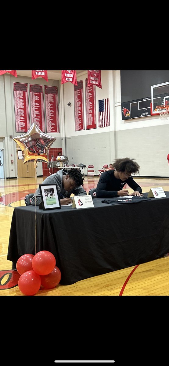 Glad to make it official let’s go <a href="/CoachDustinHass/">Dustin Hass</a> <a href="/Carthage_FB/">Carthage Football</a> #firebirds