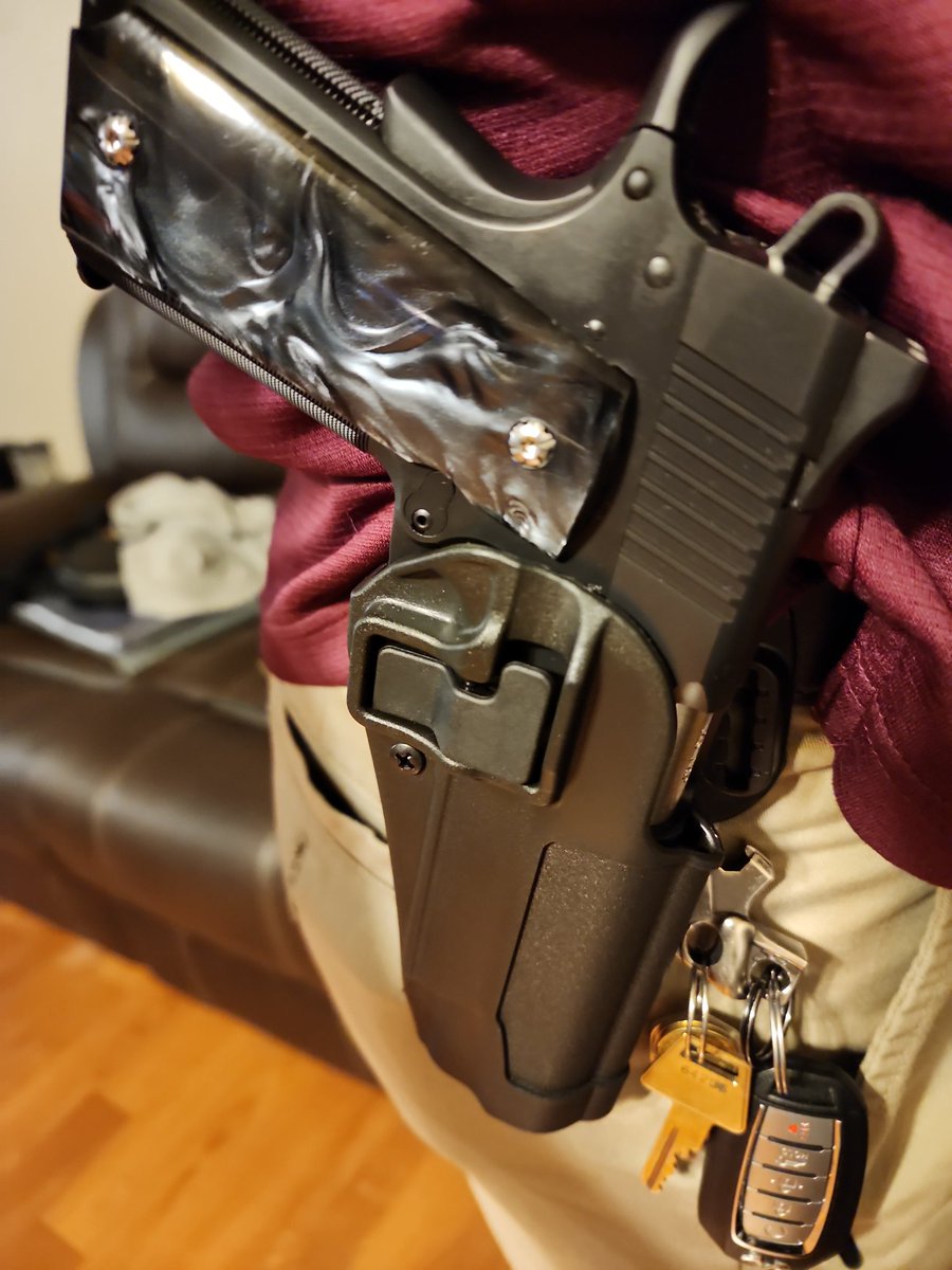 TheREV_GG's tweet photo. @RSITzGhost Kimber Custom .45 https://t.co/JNouyVylNw