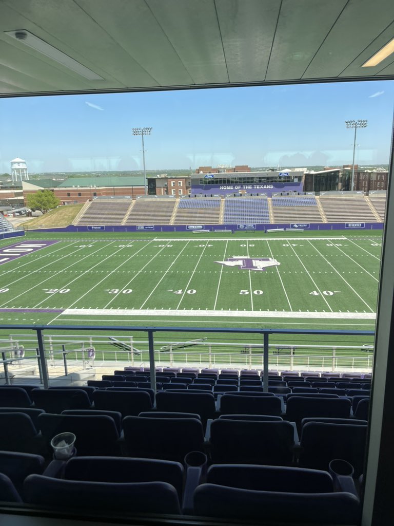 NickHughes57's tweet photo. I had a great day at the @TarletonFB spring game!! Looking forward to being back here! @coachscarey @CHEADTSU @CoachTyroneNix @CoachTMarciano @FBcoachsantiago https://t.co/wolsO2vdv3