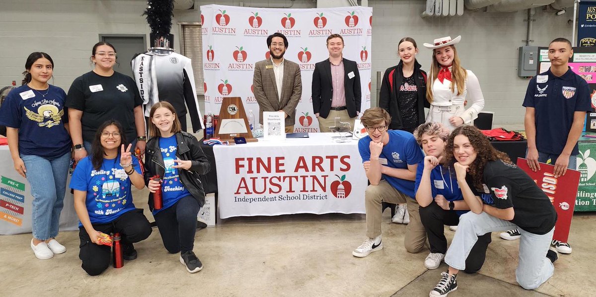 YES we can and YES we will! Amazing turn out <a href="/AustinISD/">Austin ISD</a> #BoldlyGo Teacher Career Fair. <a href="/AISDArts/">AISDArts</a> supported, led and connected many applicants with individual schools. We're still hiring!! #StudentCenteredDistrict #AISDProud #TeachingMatters #SiSePuede