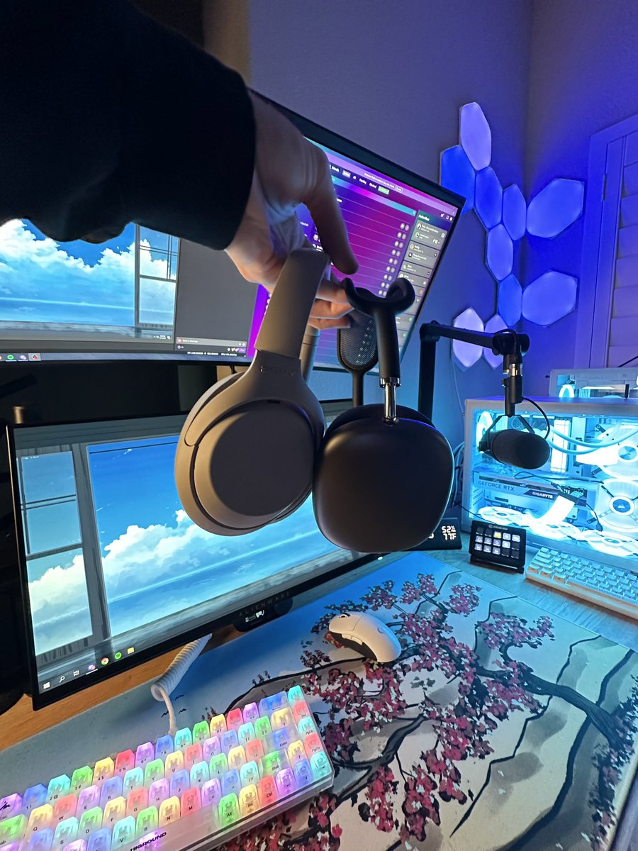 Slush on Twitter "day 1 impression, xm4s > airpod max. both are def