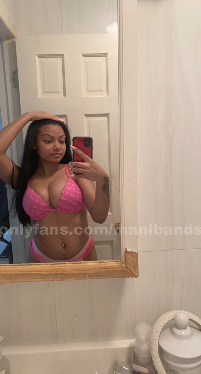 Tyishim25's tweet photo. can I be your sugar mommy? https://t.co/FSGeqgxfhj