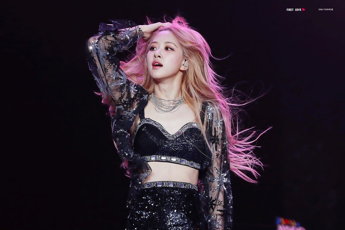 바람까지 다스리는 로제의 코첼라 무대가 곧 시작됩니다

ROSÉ AT COACHELLA
#ROSÉCHELLA #BLACKPINKatCOACHELLA