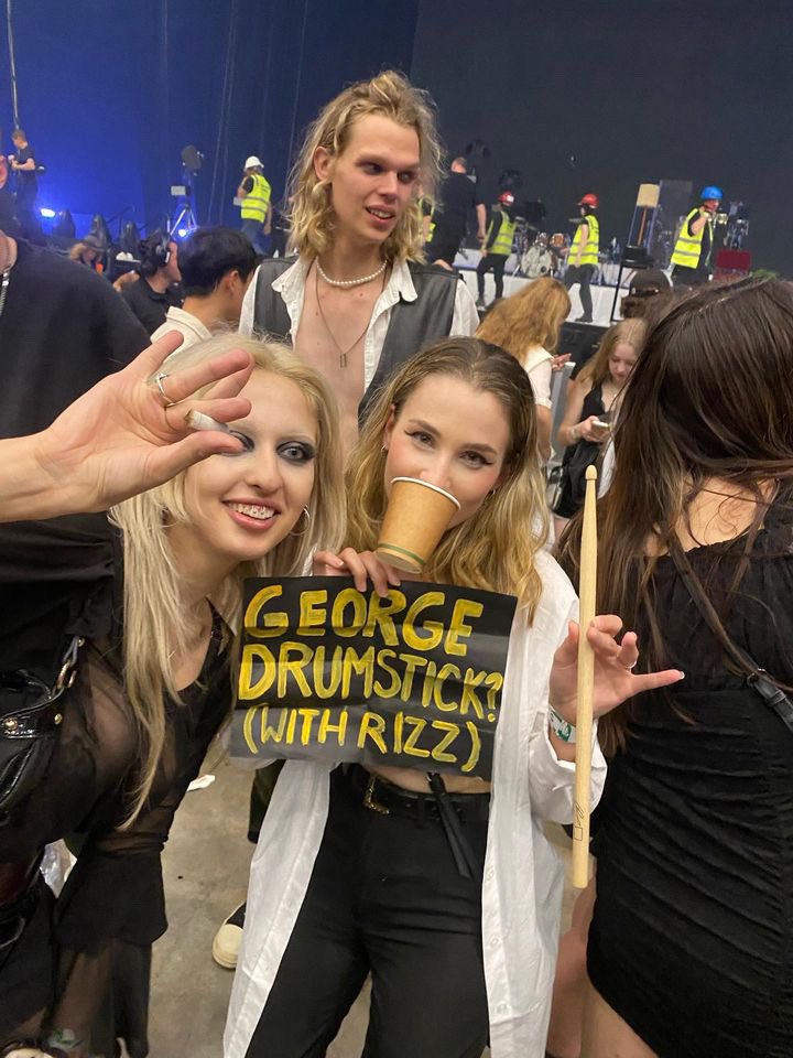 bedfordsleep's tweet photo. highlight of the 1975 aussie tour so far was george giving me his drumstick https://t.co/DUtiEynhvn