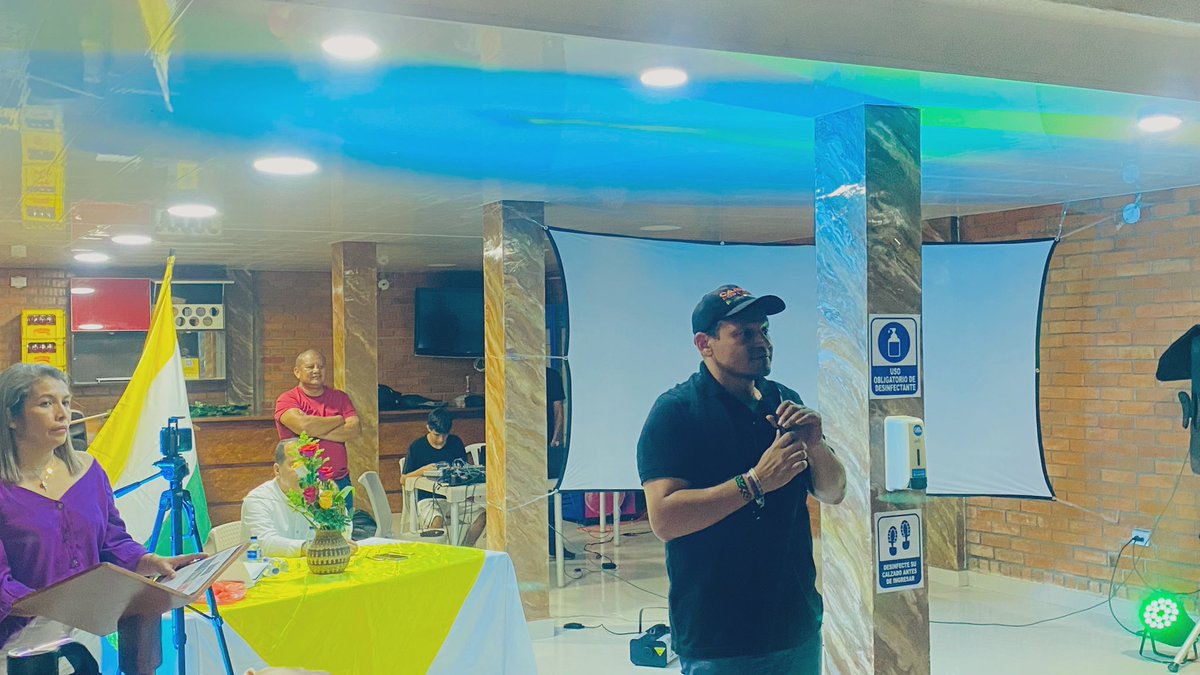 alejoocampog's tweet photo. Estuvimos reunidos con los precandidatos y precandidatas a la Alcaldía y Concejo de Guacari. https://t.co/mWys5CJb6s